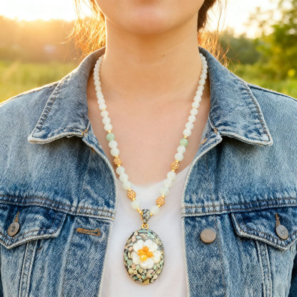 Ancient Mother-of-pearl Lacquer Shell Necklace